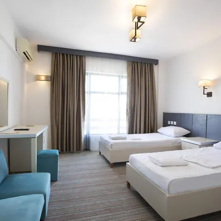 Corina Family Fun Club By Kispet Hm Hotell 3*