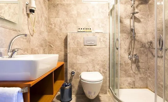 Corina Family Fun Club By Kispet Hm Ayvalı