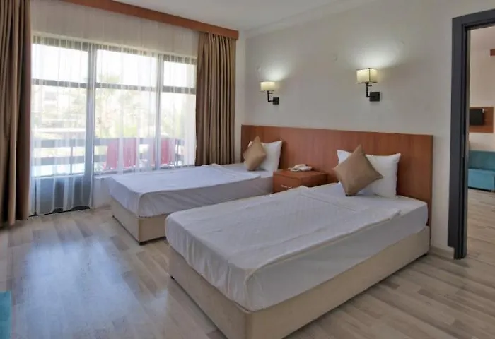 Corina Family Fun Club By Kispet Hm