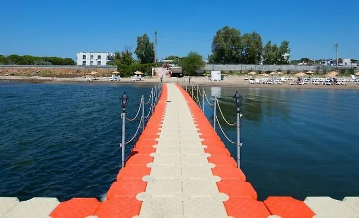 Corina Family Fun Club By Kispet Hm Ayvalı