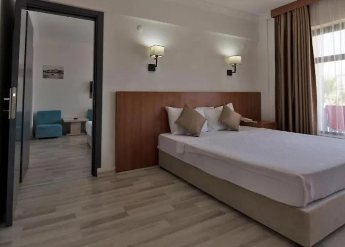 Ξενοδοχείο Corina Family Fun Club By Kispet Hm